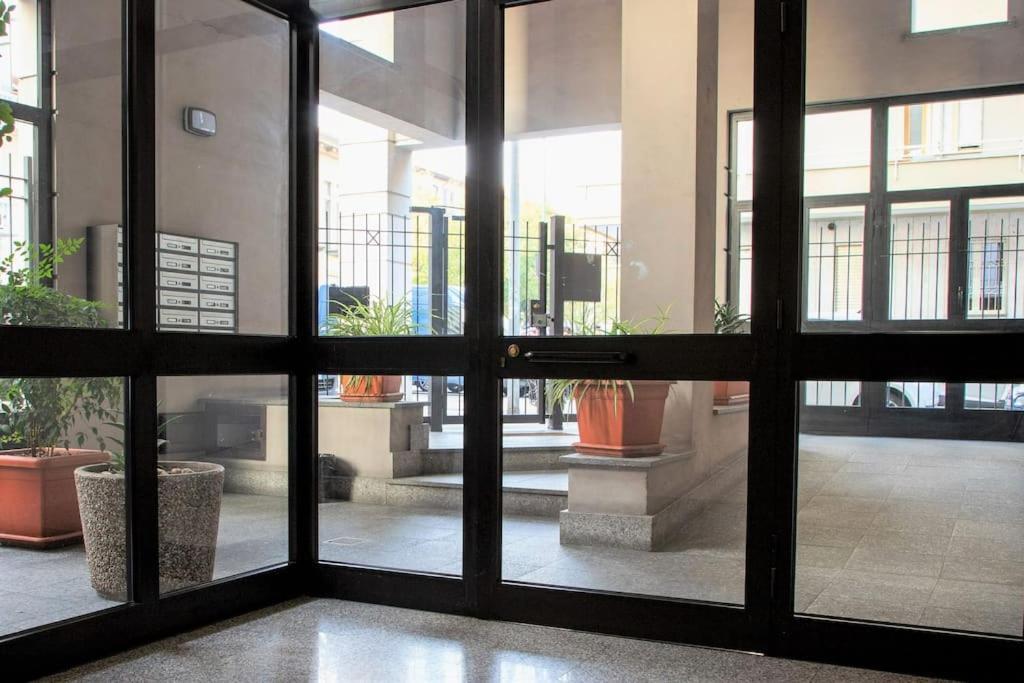 Casa Spezia - Metro Vicina, Wi-Fi Rapido & Netflix Appartement Turijn Buitenkant foto